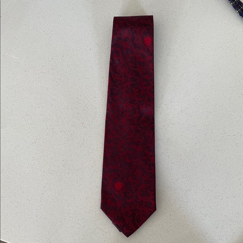 Vintage Versace  baroque Men's Tie